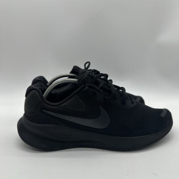 Mens Size 10.5 Nike Revolution 7 Black Running Athletic Sneakers Shoes FB8501001 - Picture 1 of 10